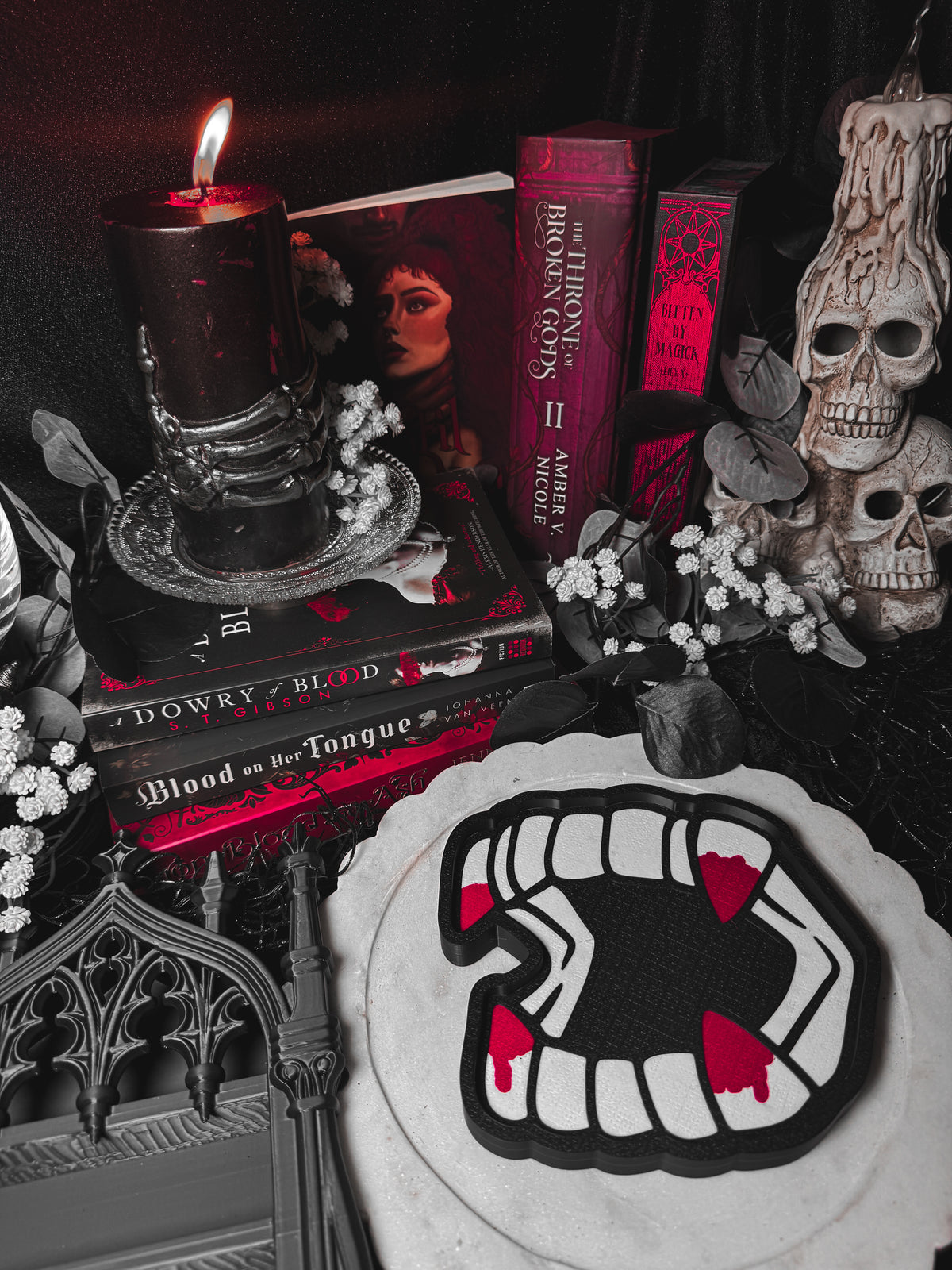 Fangbanger Tray