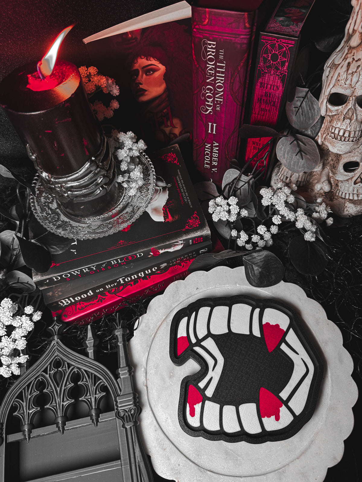 Fangbanger Tray